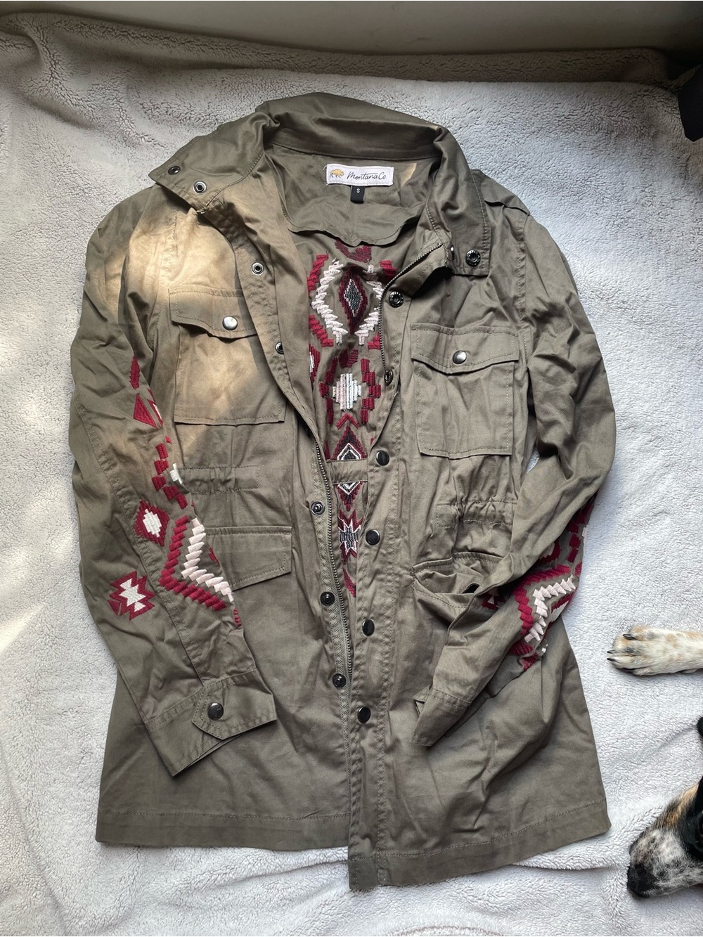 Embroidered Olive Utility Field Jacket with Red Accent ▶️BUNDLE 5/$15◀️